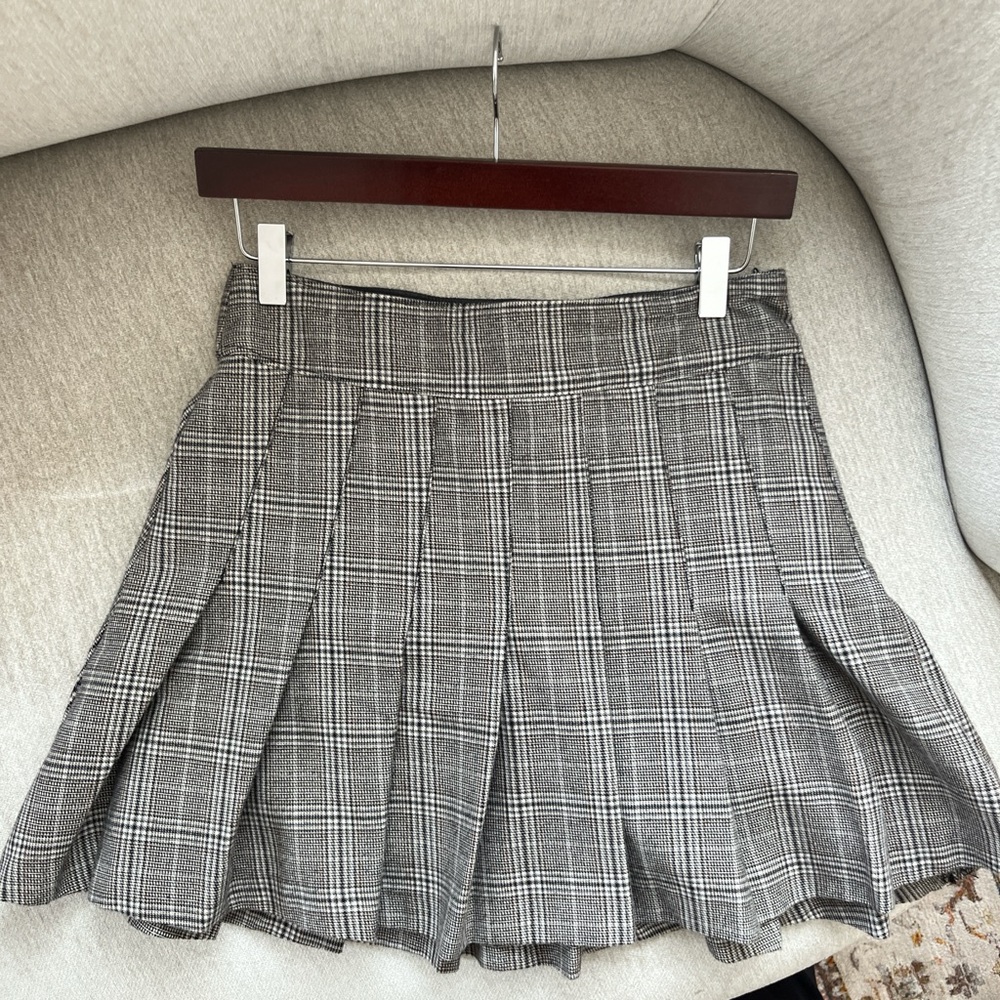 Abercrombie & Fitch Pleated Plaid Skirt